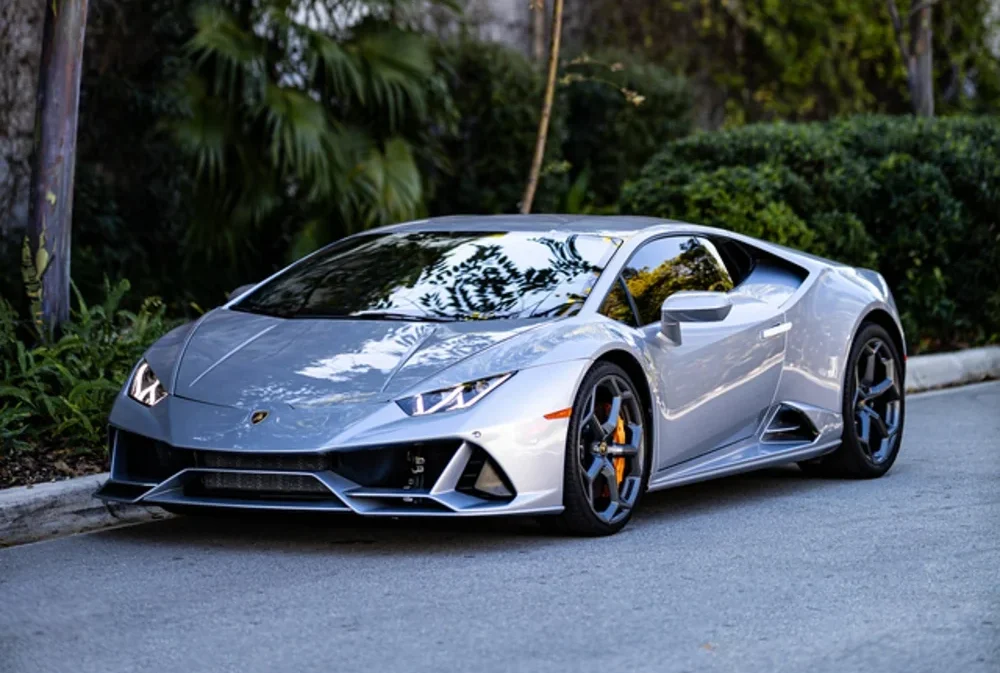 Lamborghini Huracan 4WD (Silver)